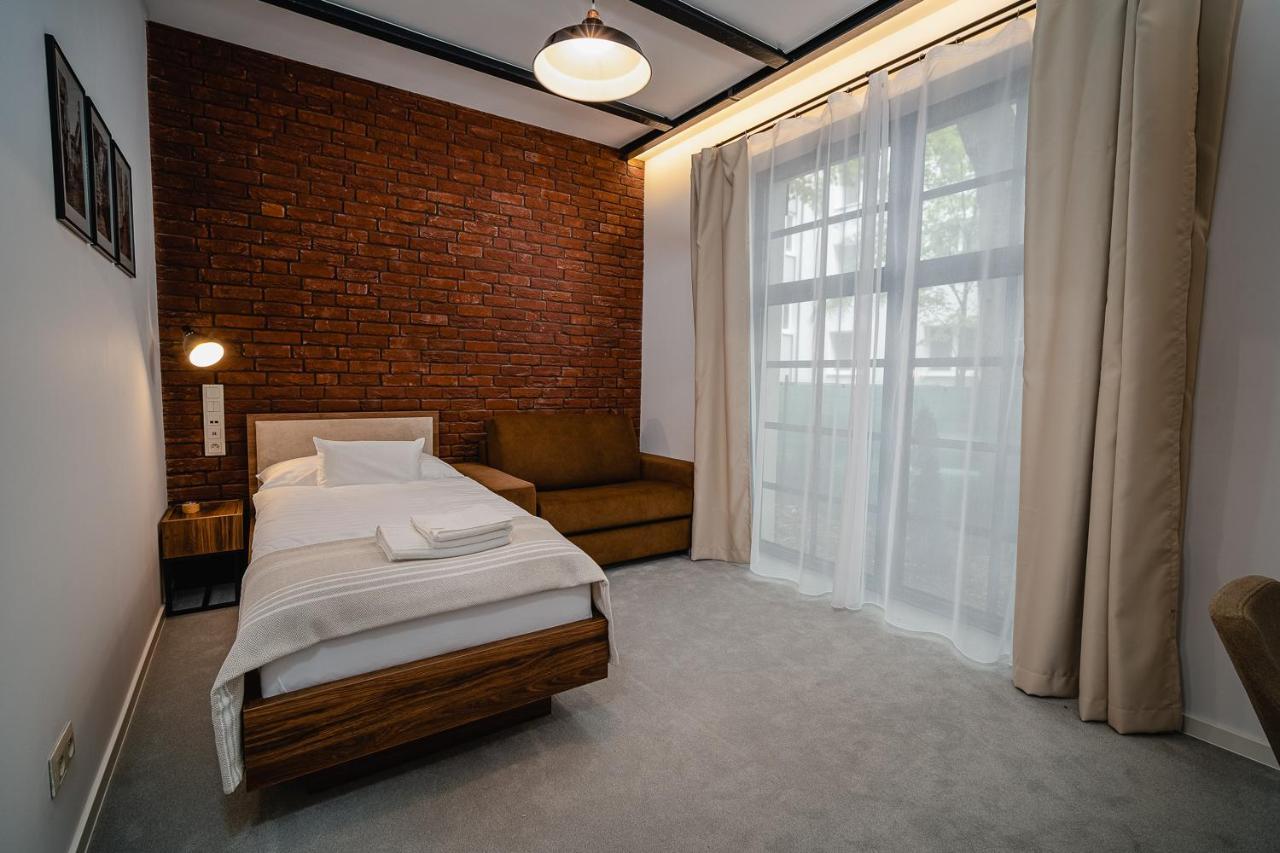 Garni Hotel Dock Bratislava Extérieur photo