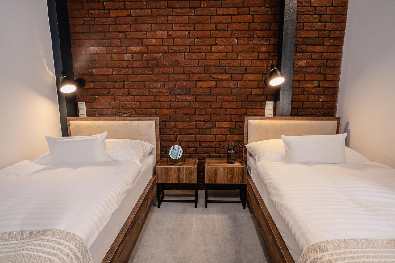 Garni Hotel Dock Bratislava Extérieur photo