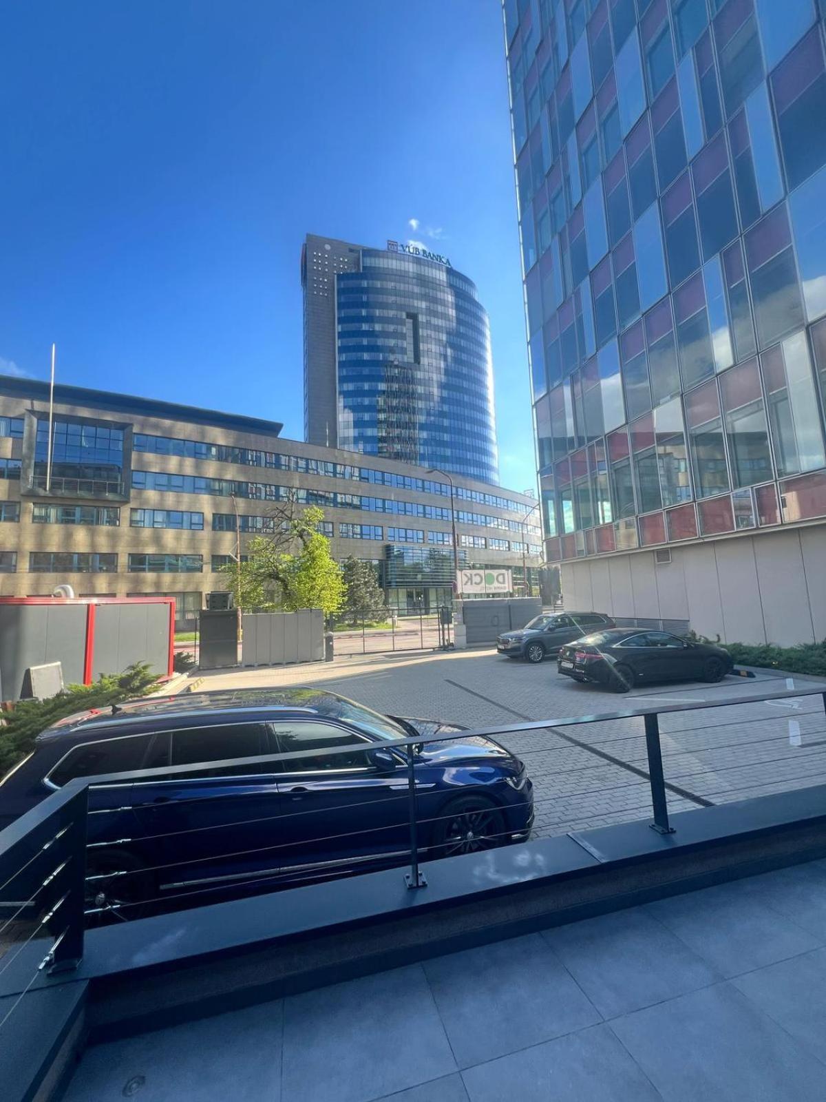 Garni Hotel Dock Bratislava Extérieur photo